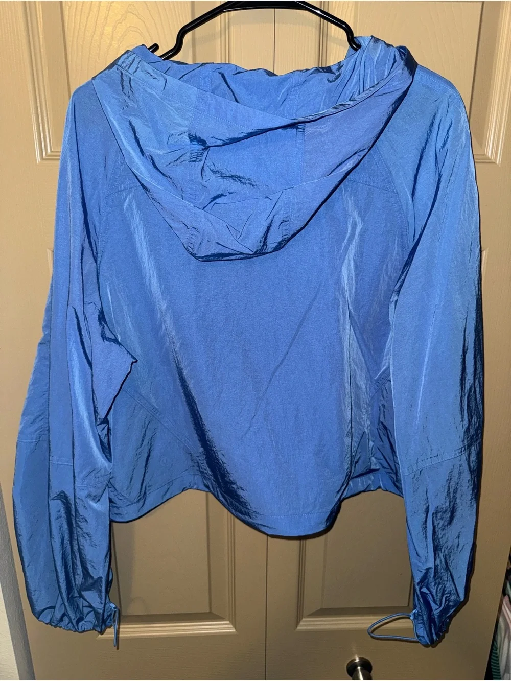 Lululemon Scuba Cropped Hooded Anorak Jacket - Size 12 in Pool Party